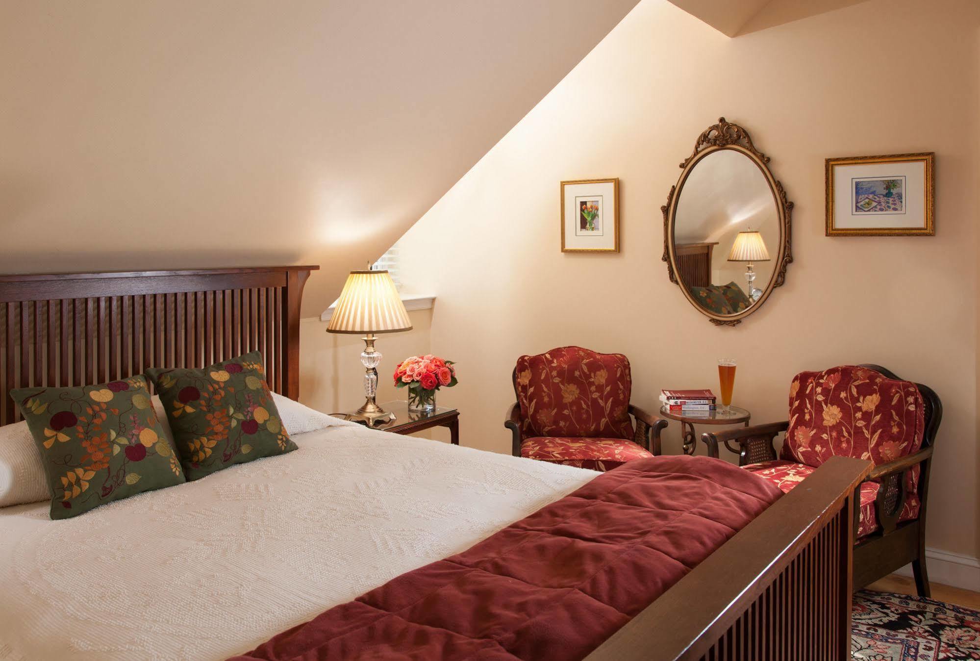 Woodley Park Guest House วอชิงตัน ภายนอก รูปภาพ