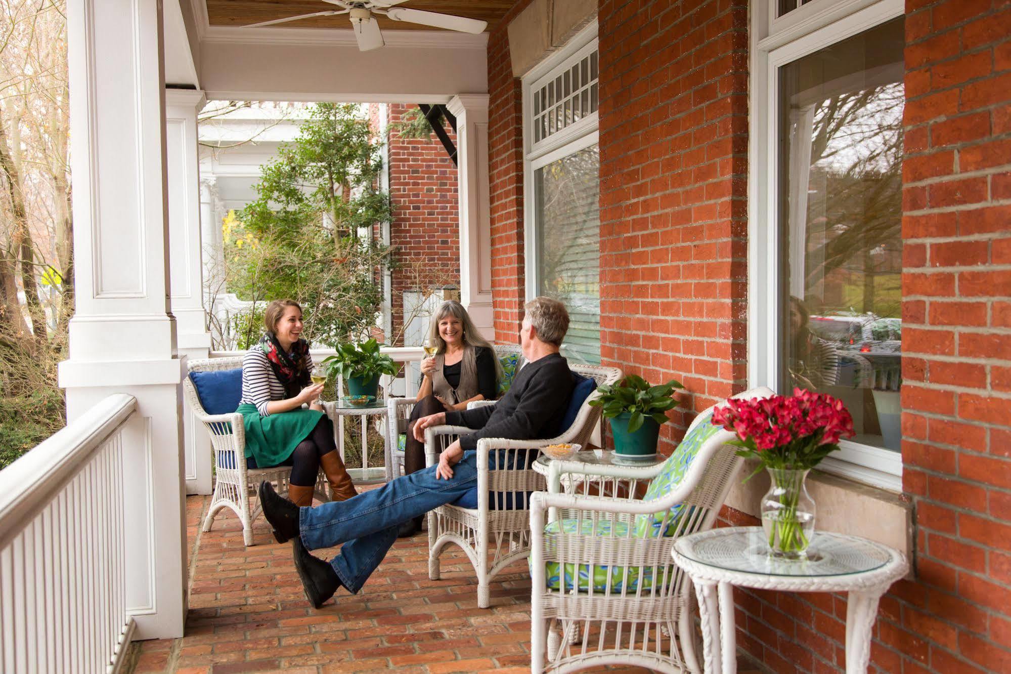 Woodley Park Guest House วอชิงตัน ภายนอก รูปภาพ